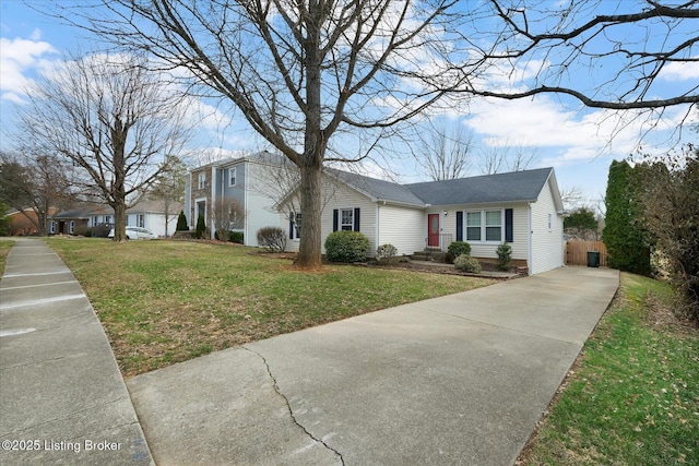 view of front of home with a front lawn