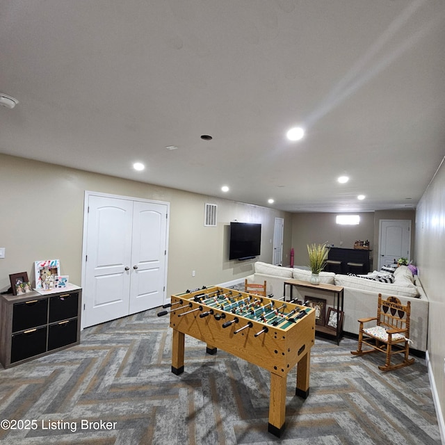 game room with visible vents and recessed lighting