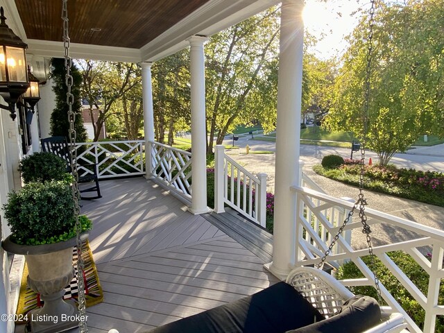 1317 Isleworth Dr, Louisville, KY 40245 - photo 7