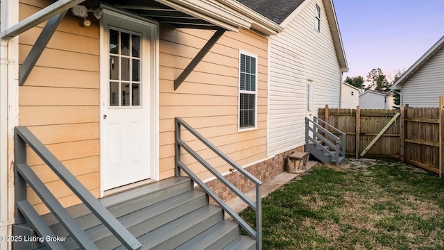 4316 Arwine Ct, Louisville, KY 40245 - exterior space featuring fence