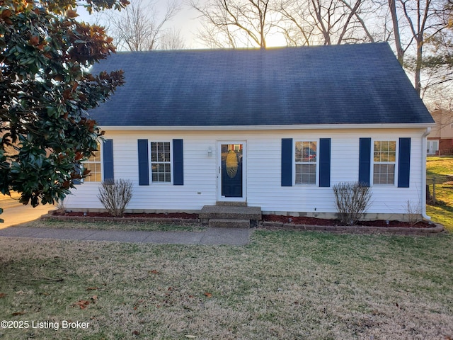 7808 Watering Pl, Louisville, KY 40291 - view of front facade featuring a front yard and entry steps