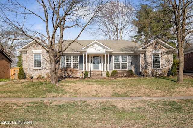 1911 Bainbridge Row Dr, Louisville, KY 40207 - ranch-style home featuring a front yard