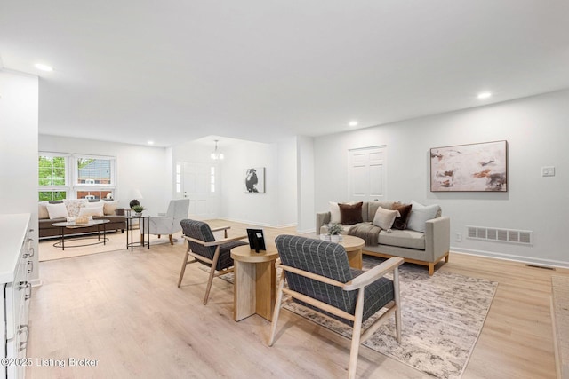1911 Bainbridge Row Dr, Louisville, KY 40207 - living room with visible vents, recessed lighting, baseboards, and light wood-style floors