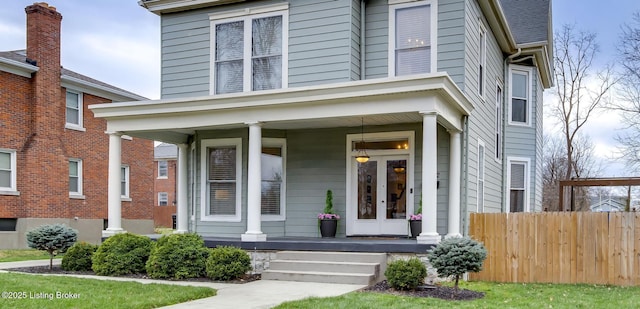4742 Southern Pkwy, Louisville, KY 40214 - view of front of house with a porch and fence