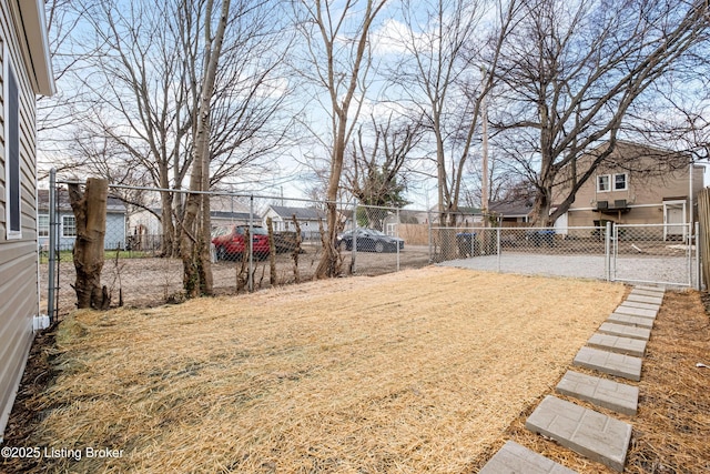 2064 Emmet Ave, Louisville, KY 40217 - view of yard featuring a gate and fence