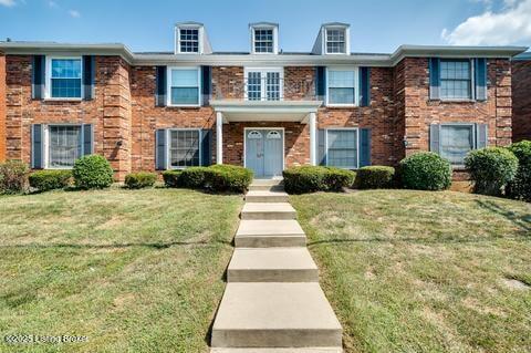 3307 Leith Ln Apt 3, Louisville, KY 40218 - multi unit property with a front yard