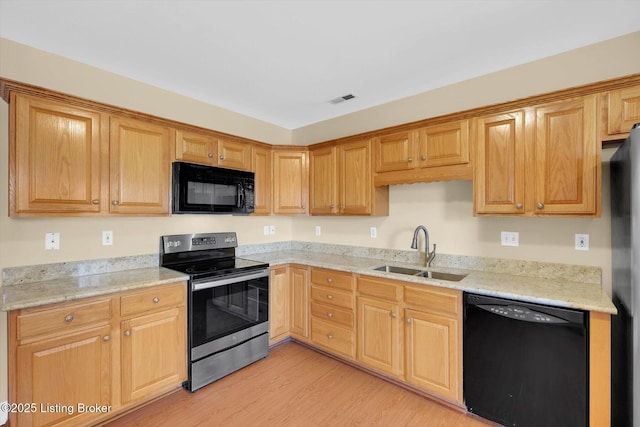 7616 Stovall Pl, Louisville, KY 40228 - photo 27