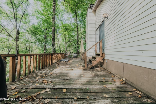 110 Nathan Rd, Falls Of Rough, KY 40119 - wooden deck featuring entry steps