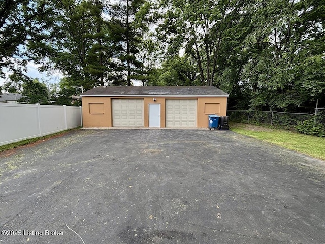 3608 Goldsmith Ln, Louisville, KY 40220 - photo 14