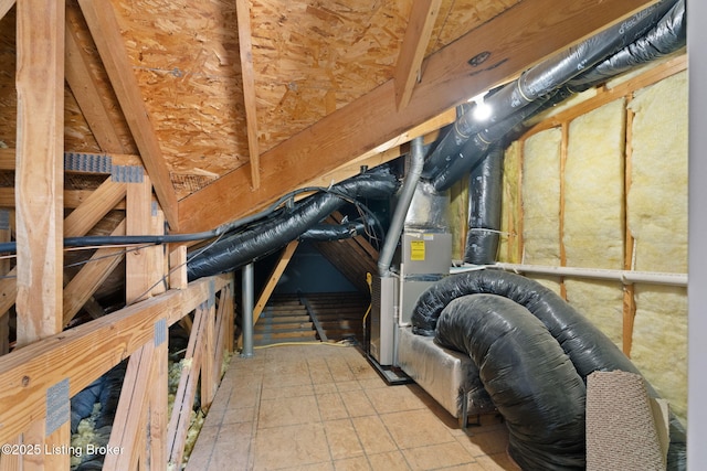 135C Michelle Dr, Shepherdsville, KY 40165 - view of unfinished attic