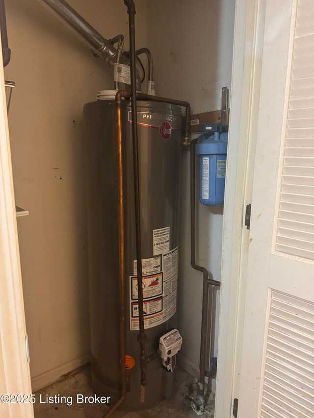 3324 Rainview Cir, Louisville, KY 40220 - utilities featuring gas water heater