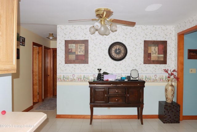 3019 Leman Dr, Louisville, KY 40220 - hall featuring baseboards and wallpapered walls