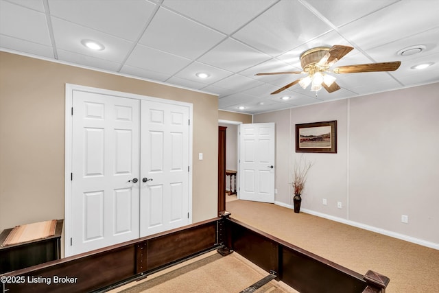mudroom with carpet, a ceiling fan, recessed lighting, and baseboards