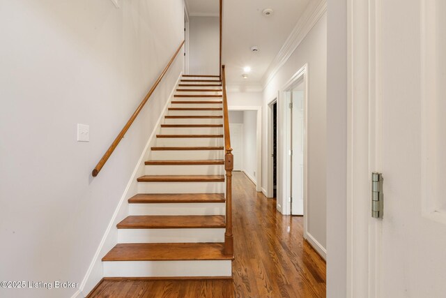 7808 Grenoble Ln, Prospect, KY 40059 - stairs featuring crown molding, wood finished floors, baseboards, and recessed lighting