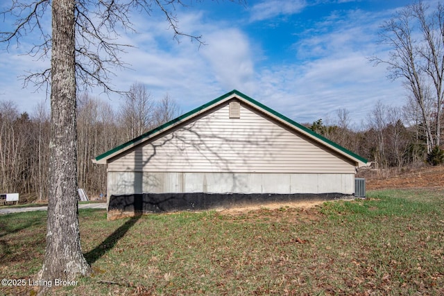 1400 Bewleyville Rosetta Rd, Irvington, KY 40146 - view of side of home featuring a yard