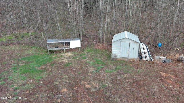1400 Bewleyville Rosetta Rd, Irvington, KY 40146 - view of yard featuring a storage unit and an outdoor structure