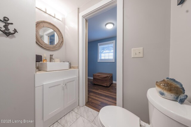 432 Four Seasons Rd, Falls Of Rough, KY 40119 - half bath with toilet and vanity