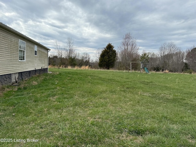 42 Foggy Bottom Ln, Garfield, KY 40140 - view of yard with a playground