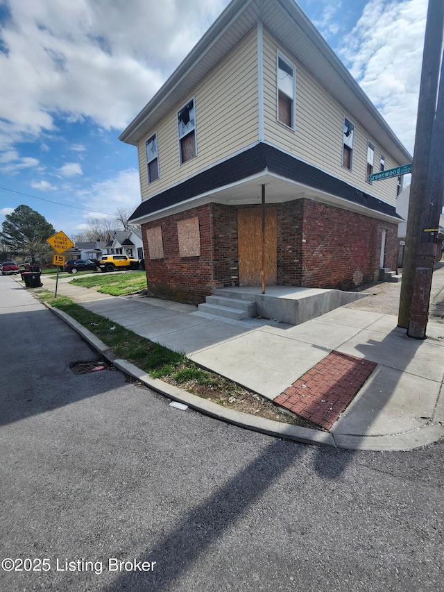 3536 Greenwood Ave, Louisville, KY 40211 - photo 2