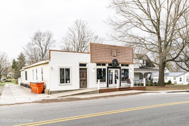 138 E Main St, Glendale, KY 42740 - view of property