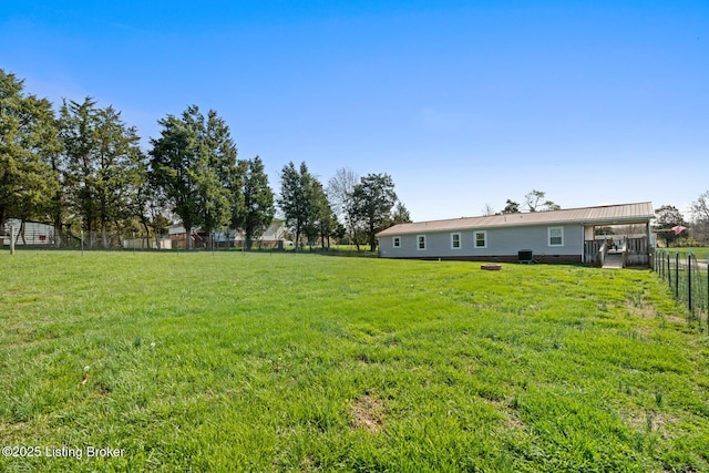 view of yard featuring fence