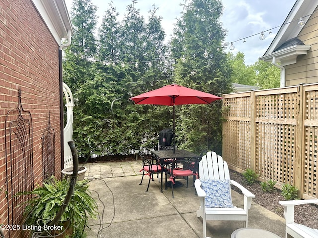 9502 Gerardia Ln, Prospect, KY 40059 - view of patio / terrace featuring outdoor dining area