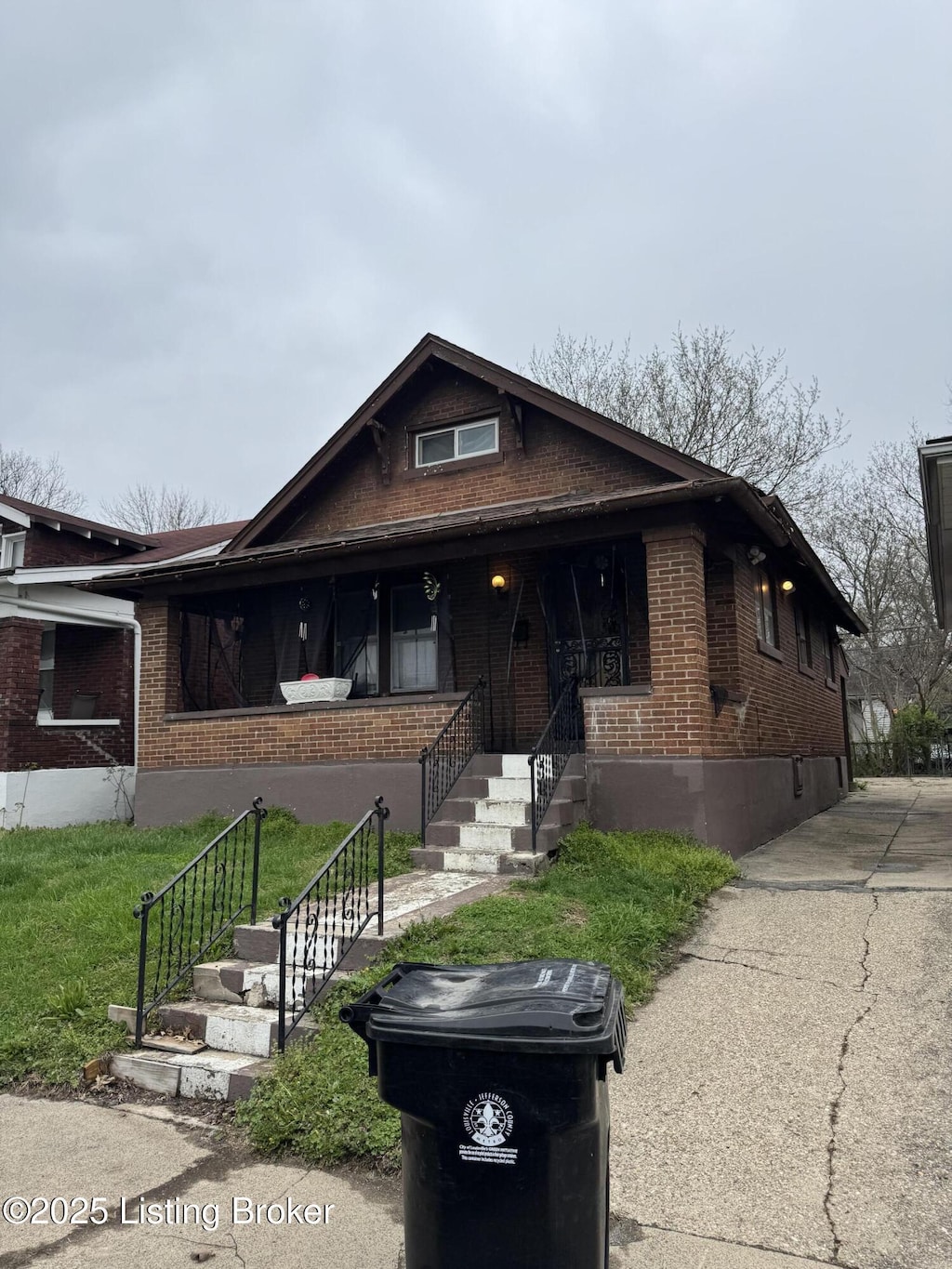 820 S 31st St, Louisville, KY 40211 - photo 2
