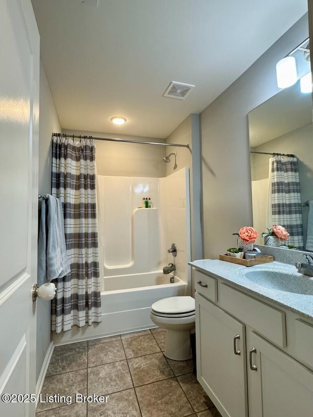 117 Richwood Cir, Georgetown, KY 40324 - bathroom featuring toilet, vanity, tile patterned floors, and shower / bath combo