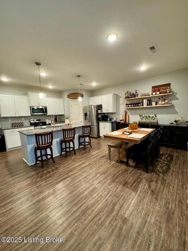117 Richwood Cir, Georgetown, KY 40324 - dining room featuring dark wood-style flooring and recessed lighting