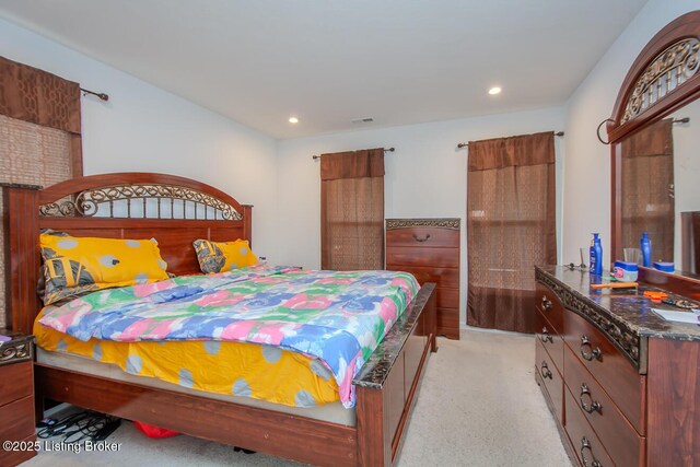 11207 Comfort Ct, Louisville, KY 40229 - bedroom featuring recessed lighting