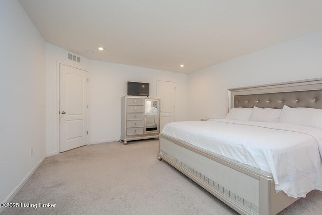 11207 Comfort Ct, Louisville, KY 40229 - bedroom featuring light colored carpet, baseboards, and recessed lighting
