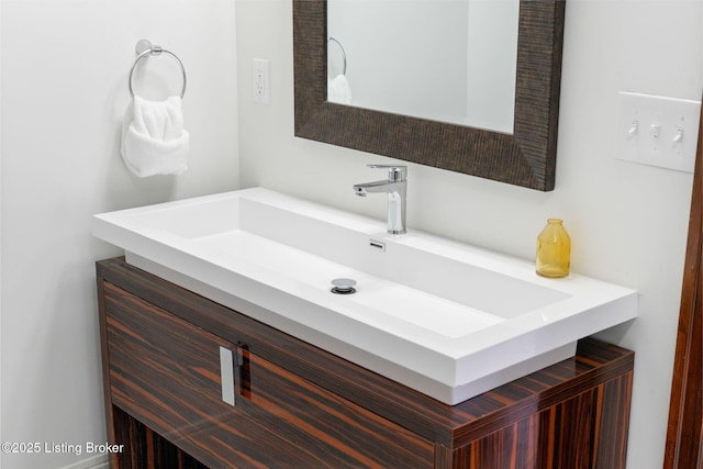 1026 S Brook St, Louisville, KY 40203 - bathroom featuring vanity