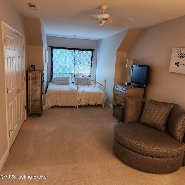404 Eastgate Village Wynde, Louisville, KY 40223 - carpeted bedroom featuring visible vents, baseboards, and ceiling fan