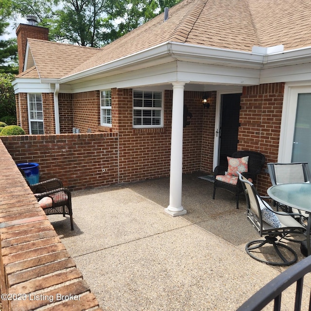 404 Eastgate Village Wynde, Louisville, KY 40223 - view of patio / terrace