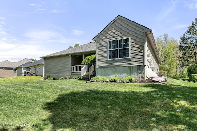 1112 Majestic Woods Dr, La Grange, KY 40031 - rear view of property featuring a lawn