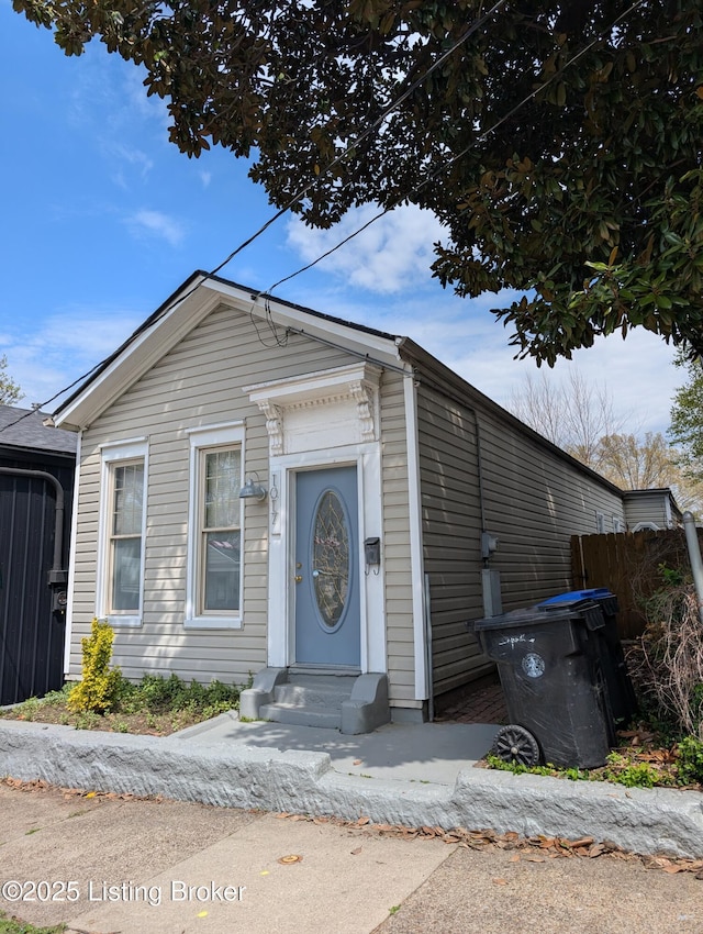 view of front of house with entry steps