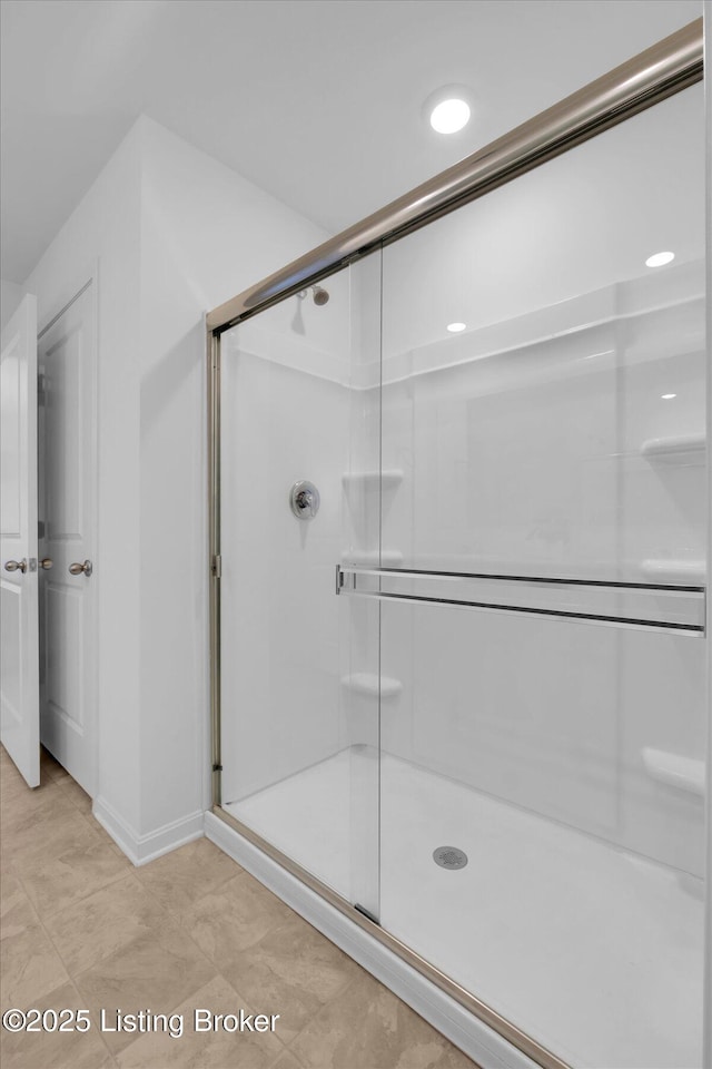 109 Kentucky Oaks Trl, Elizabethtown, KY 42701 - full bathroom with a shower stall, baseboards, and recessed lighting