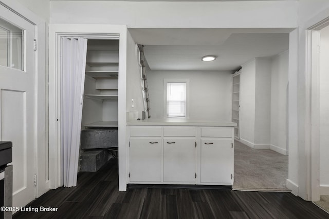 1125 W Whitney Ave, Louisville, KY 40215 - interior space featuring dark wood finished floors