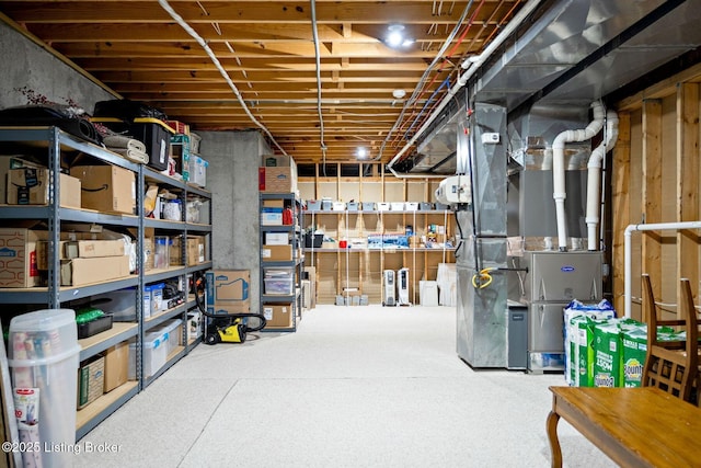 storage with heating unit