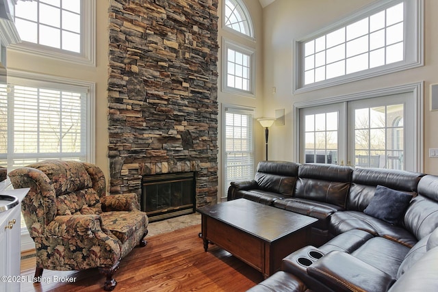 320 Longview Park Pl, Louisville, KY 40245 - living area featuring a high ceiling, light wood-style flooring, and a fireplace