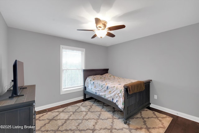 178 Bluffs Edge Dr, Mt Washington, KY 40047 - bedroom with baseboards, a ceiling fan, and wood finished floors
