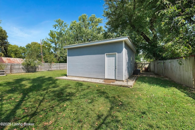 205 Birch Ave, La Grange, KY 40031 - view of outdoor structure with an outdoor structure and a fenced backyard
