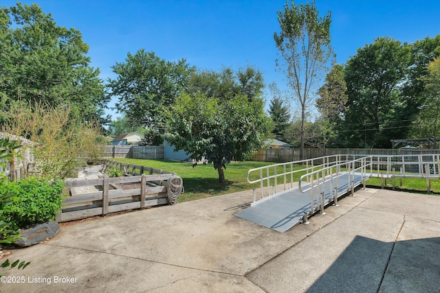 205 Birch Ave, La Grange, KY 40031 - view of patio / terrace with fence