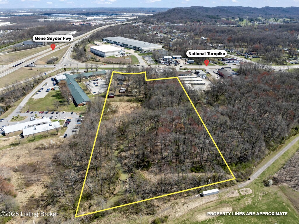 1020 Neighborhood Pl, Fairdale, KY 40118 - photo 1