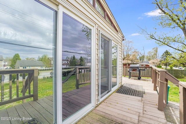 10000 Charleswood Rd, Louisville, KY 40229 - view of wooden terrace
