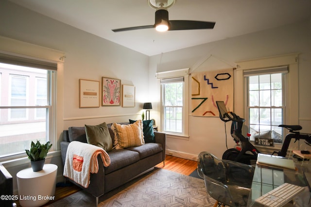 216 Cornell Pl, Louisville, KY 40207 - living area with wood finished floors and ceiling fan