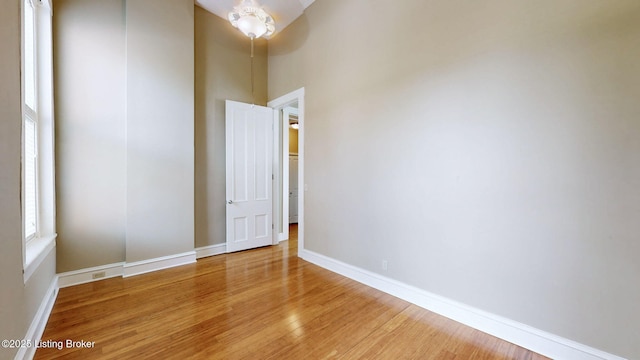 1031 S 7th St, Louisville, KY 40203 - spare room featuring light wood finished floors and baseboards