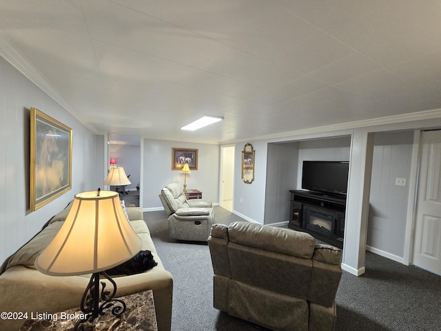 carpeted living room featuring baseboards and ornamental molding