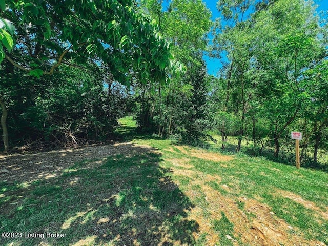 8212B Camp Ernst Rd, Burlington, KY 41005