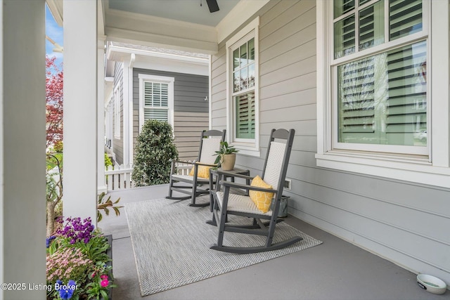 view of patio / terrace with a porch and ceiling fan